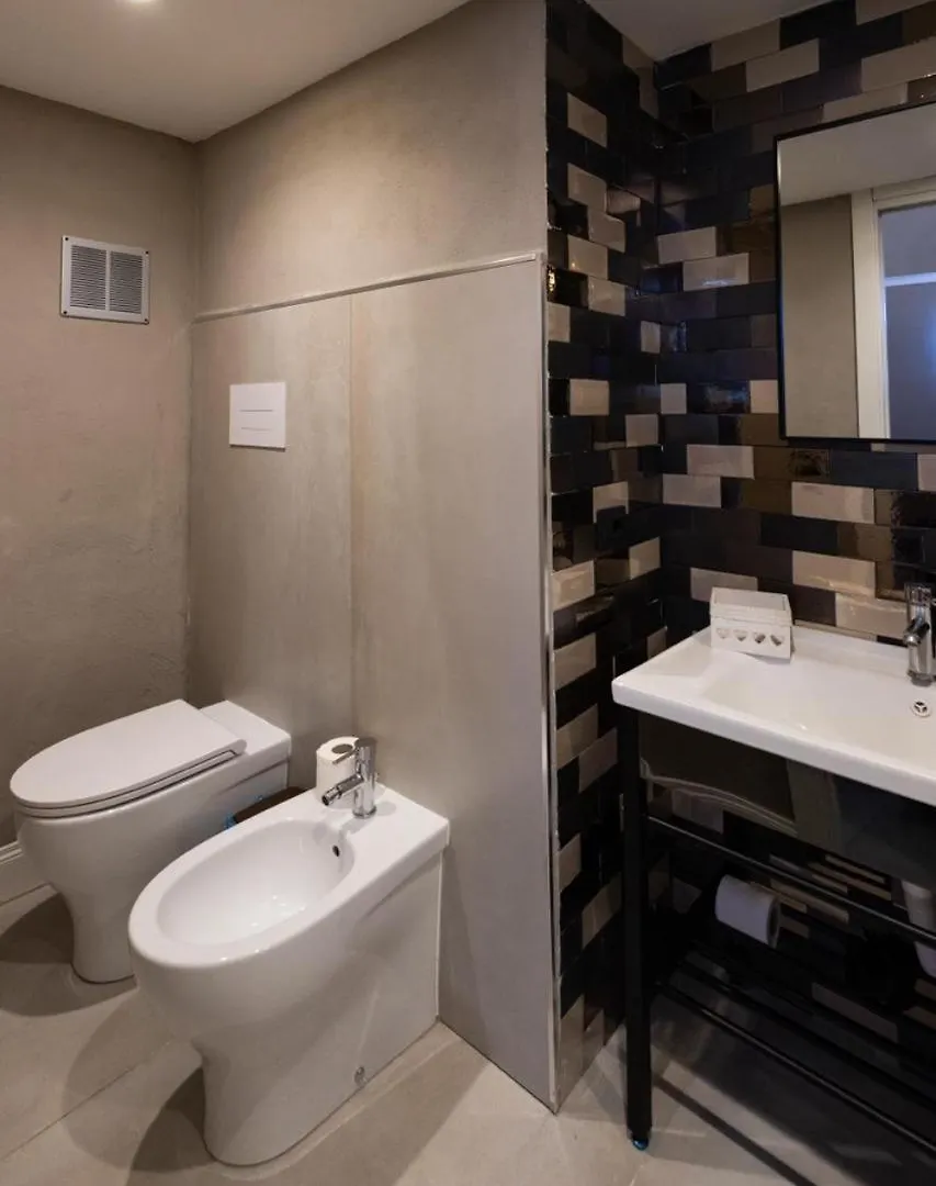 Zentral Suite Naples