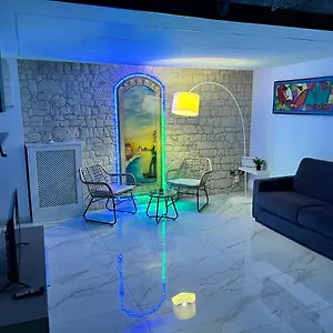 Casa Esmeralda Apartment
